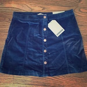 Perfect for winter! NWT skirt from Zara